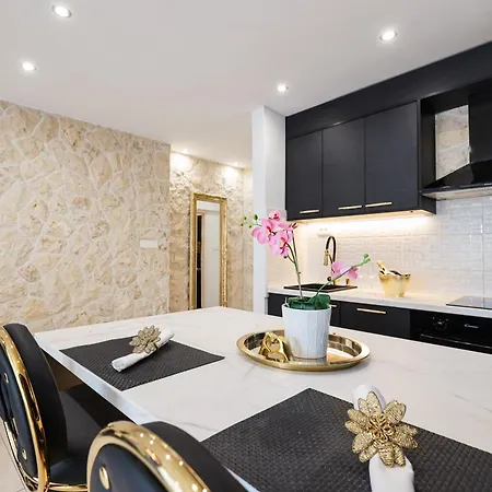 Apartment Elizabeth *