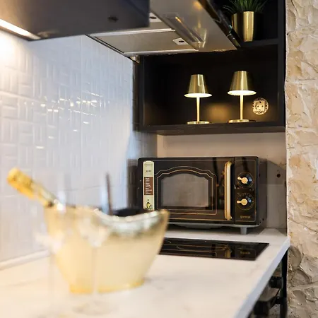 Elizabeth * Biograd Na Moru