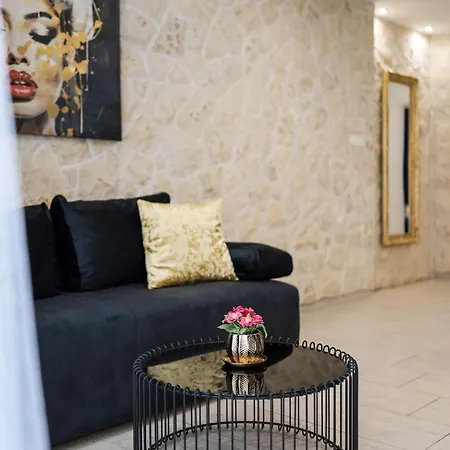 Apartment Elizabeth *