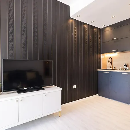 Elizabeth * Biograd Na Moru