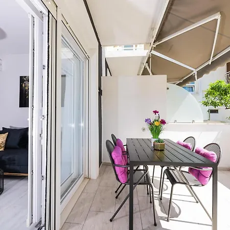 Elizabeth Apartment Biograd Na Moru