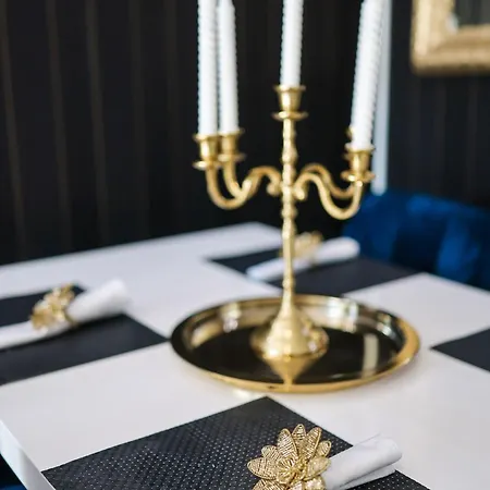 アパート Elizabeth ビオグラード・ナ・モル