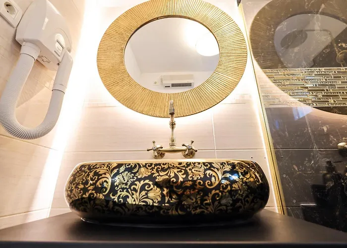 Elizabeth 아파트 *