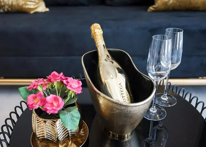 Elizabeth 비오그라드나모루