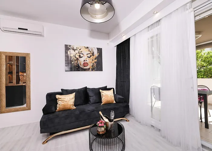 Elizabeth * 비오그라드나모루