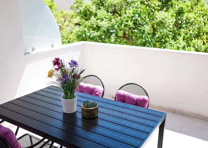 Elizabeth * 비오그라드나모루